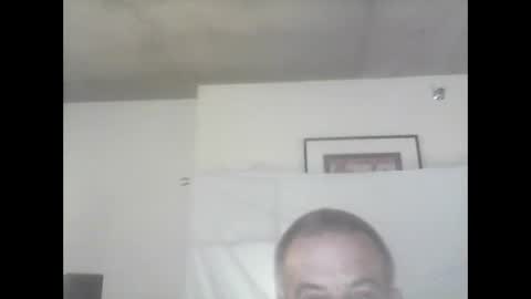 hairy man online show from May 15, 2026, 10:50 pm