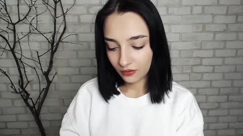 Ana online show from January 1, 2025, 1:37 pm