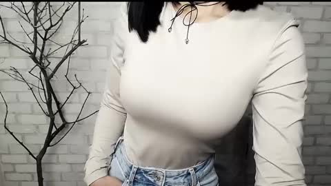 Ana online show from February 11, 2025, 11:32 am