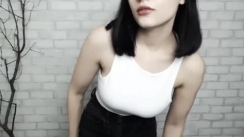 Ana online show from February 20, 2025, 4:14 pm