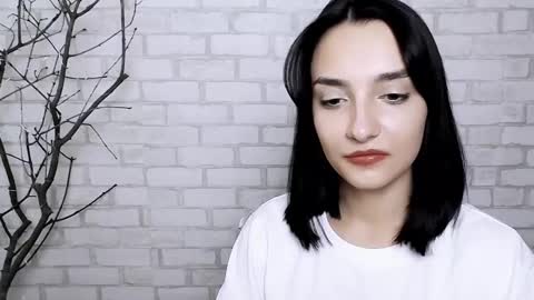 Ana online show from March 6, 2025, 5:33 pm