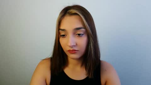 Ana online show from November 4, 2025, 11:09 am