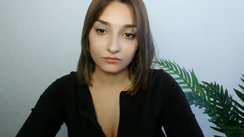 Snapshot of veryveryshygirl chatting on May 29, 2026, 3:21 pm Ana online show from May 29, 2026, 3:21 pm