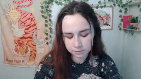 Snapshot of veryveryvery_shy chatting on July 9, 2026, 6:06 am veryveryvery_shy online show from July 9, 2026, 6:06 am