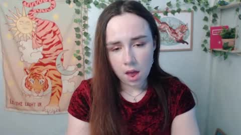 Snapshot of veryveryvery_shy chatting on July 18, 2026, 5:44 am veryveryvery_shy online show from July 18, 2026, 5:44 am
