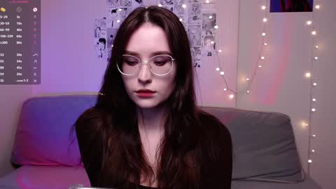 Iva  online show from December 20, 2024, 8:34 pm