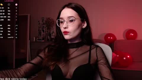 Iva  online show from March 4, 2025, 9:11 pm