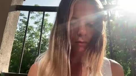 Snapshot of viajemos chatting on May 25, 2026, 3:29 pm papichulo y mamichula online show from May 25, 2026, 3:29 pm