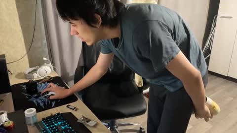 vialeras online show from October 8, 2025, 2:09 am