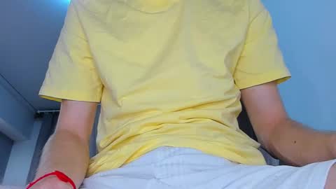 vibemygirl online show from October 16, 2025, 12:28 pm