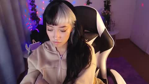 vichannel online show from February 10, 2026, 11:42 pm