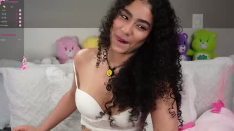 vicky_curly online show from February 1, 2026, 4:22 am
