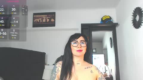 Vicky  online show from March 30, 2026, 11:11 am