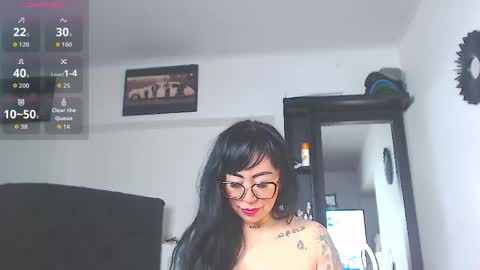 Vicky  online show from May 28, 2026, 8:22 am