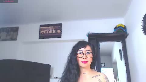 Vicky  online show from June 12, 2026, 8:35 am