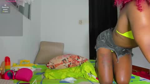 vicky manuela online show from November 21, 2025, 3:27 am