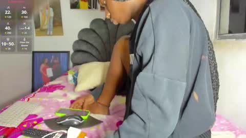 vicky manuela online show from February 25, 2026, 3:38 am