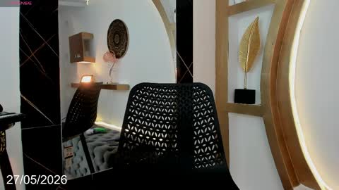 Snapshot of vicky_hottman chatting on May 28, 2026, 5:05 am vicky_hottman online show from May 28, 2026, 5:05 am