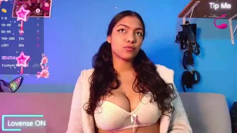 Snapshot of vicky_miller_05 chatting on March 8, 2025, 5:22 pm vicky_miller_05 online show from March 8, 2025, 5:22 pm