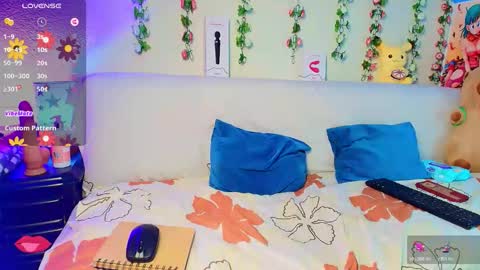 Snapshot of vicky_miller_05 chatting on November 27, 2025, 12:02 am vicky_miller_05 online show from November 27, 2025, 12:02 am