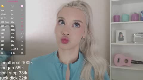 vickyfuckingdoll online show from October 10, 2025, 9:58 pm