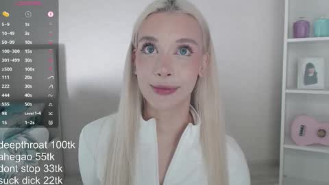 vickyfuckingdoll online show from October 21, 2025, 10:43 pm