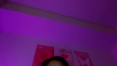 Goddess Victory  online show from September 19, 2025, 9:22 am