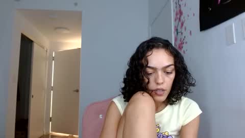 Goddess Victory  online show from September 28, 2025, 11:10 pm