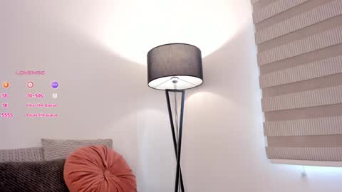 Victoria  online show from December 20, 2024, 4:57 pm