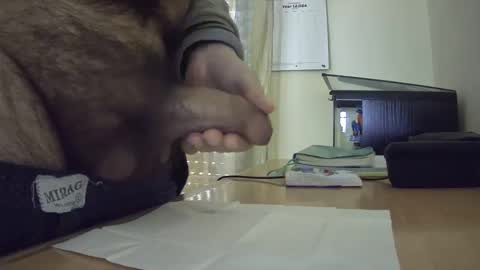 VictorHume online show from December 9, 2024, 9:49 am