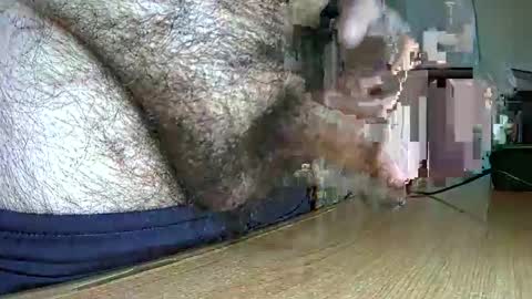 VictorHume online show from October 30, 2025, 5:02 pm