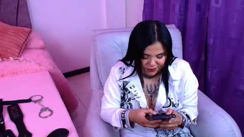 Snapshot of victoria_16_ chatting on November 5, 2025, 3:28 am victoria_16_ online show from November 5, 2025, 3:28 am