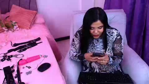 Snapshot of victoria_16_ chatting on November 6, 2025, 4:24 am victoria_16_ online show from November 6, 2025, 4:24 am