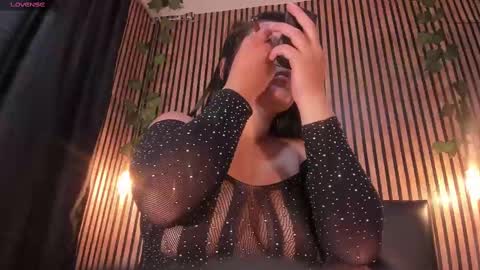 victorira online show from March 6, 2025, 10:26 pm