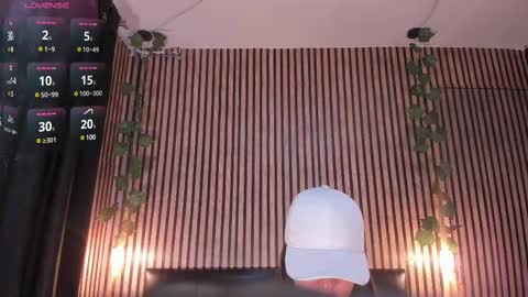 victorira online show from March 12, 2025, 9:35 pm