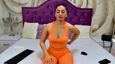 victoria_bonie online show from November 23, 2025, 5:40 am