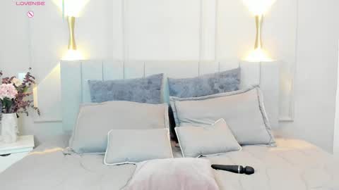 victoria  online show from January 9, 2026, 7:15 pm