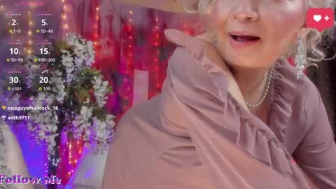 Snapshot of victoria_dior chatting on June 14, 2026, 4:20 pm diorvictoria9 online show from June 14, 2026, 4:20 pm