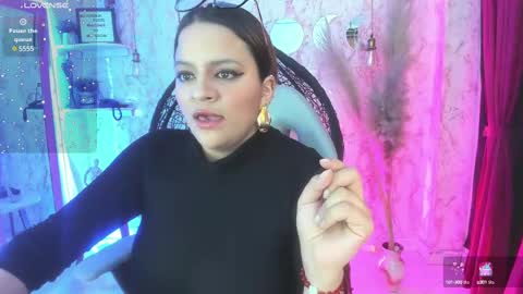 victoria_floyd1 online show from February 5, 2025, 10:01 pm