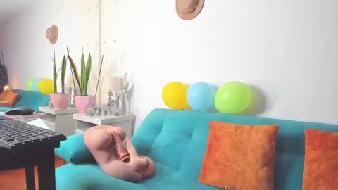 Victoria  online show from March 7, 2025, 1:09 am