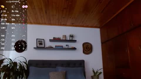 Snapshot of victoria_martelo chatting on October 23, 2025, 12:04 pm VICTORIA MARTELO online show from October 23, 2025, 12:04 pm