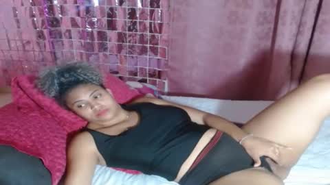 VICKY online show from February 20, 2025, 10:26 pm