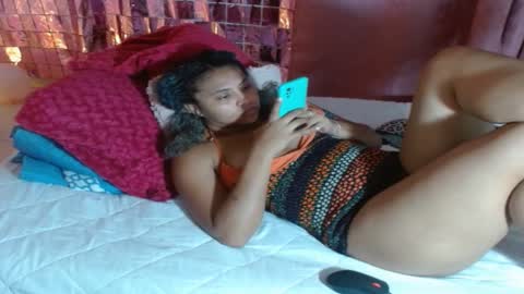 VICKY online show from February 23, 2025, 5:12 am