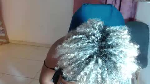 VICKY online show from March 6, 2025, 1:27 am