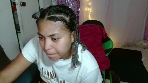 VICKY online show from September 24, 2025, 11:19 pm