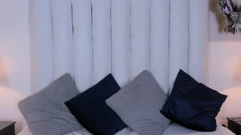 victoria_queen2 online show from January 16, 2026, 1:31 am