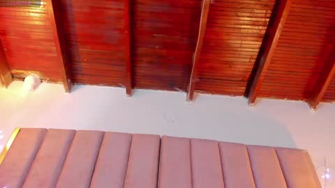 VICTORIA online show from January 17, 2025, 6:54 pm