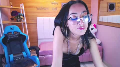 Victoria  online show from January 25, 2025, 2:26 am