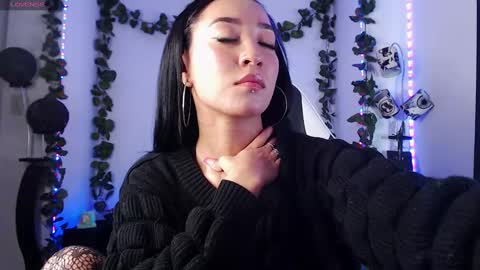 Victoria  online show from October 4, 2025, 3:04 am