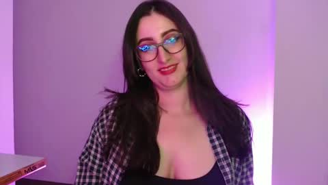 Victoria online show from January 16, 2025, 11:48 pm